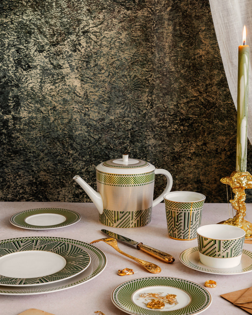 Augusta., Bernardaud.jpg Augusta., Bernardaud.jpg